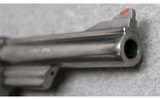 Smith & Wesson ~ 629-1 ~ .44 Magnum - 6 of 6