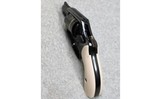 Smith & Wesson ~ Model 36-10 Texas Hold'em Edition ~ .38 Special - 3 of 4