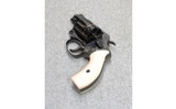 Smith & Wesson ~ Model 36-10 Texas Hold'em Edition ~ .38 Special - 4 of 4