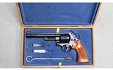 Smith & Wesson ~ 25-2 Model 1955 ~ .45 Auto - 4 of 4