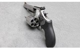 Smith & Wesson ~ Model 69 ~ .44 Remington Magnum - 2 of 4