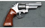 Smith & Wesson ~ Model 657 ~ .41 Magnum