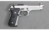 Beretta ~ 92FS ~ 9mm Luger - 1 of 4
