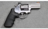 Smith & Wesson ~ Model 686-6 ~ .357 Magnum - 1 of 3