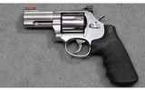 Smith & Wesson ~ Model 686-6 ~ .357 Magnum - 2 of 3