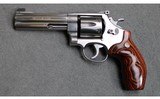 Smith & Wesson ~ Model 610 ~ 10mm Auto - 2 of 3