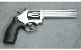 Smith & Wesson ~ 648-2 ~ .22 Magnum - 1 of 3