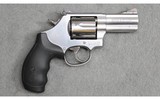 Smith & Wesson ~ Model 686-6 ~ .357 Magnum - 1 of 3