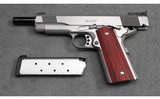 Les Baer Custom ~ Model 1911 Concept V ~ .45 Auto - 2 of 3