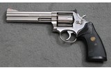 Smith & Wesson ~ Model 686 ~ .357 Magnum - 2 of 3