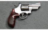 Smith & Wesson ~ Model 629-6 ~ .44 Magnum