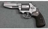 Smith & Wesson ~ Model 686-6 Pro Series ~ .357 Magnum - 2 of 3