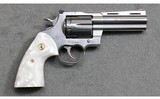 Colt ~ Anaconda ~ .44 Magnum - 1 of 4