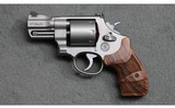 Smith & Wesson ~ Model 627-5 ~ .357 Magnum - 2 of 5