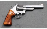 Smith & Wesson ~ Model 629-1 ~ .44 Magnum - 1 of 3