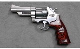 Smith and Wesson ~ Model 629 ~ .44 Magnum - 2 of 4
