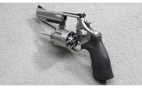 Smith & Wesson ~ Model 610-3 ~ 10mm Auto - 2 of 3