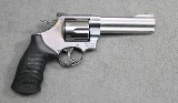 Smith & Wesson ~ Model 629-6 ~ .44 Magnum - 1 of 3