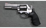 Smith & Wesson ~ Model 686-4 ~ .357 Magnum - 2 of 3