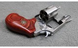 Smith & Wesson ~ Model 60 ~ .38 Special - 3 of 3