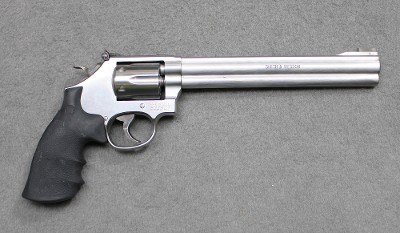 Smith & Wesson ~ Model 647 ~ .17 HMR
