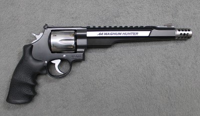 Smith & Wesson ~ 629-7 Performance Center ~ .44 Magnum