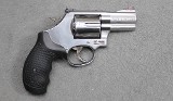 Smith & Wesson ~ Model 686-6 ~ .357 Magnum