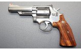 Smith & Wesson ~ 66-2 ~ .357 Magnum - 2 of 4