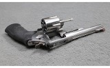 Smith & Wesson ~ 629-6 ~ .44 Magnum - 3 of 3