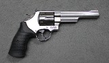 Smith & Wesson ~ 629-6 ~ .44 Magnum - 1 of 3