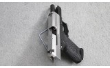 HK ~ USP Compact V1 ~ .40 S&W - 2 of 4