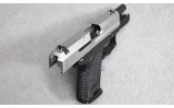 HK ~ USP Compact V1 ~ .40 S&W - 3 of 4