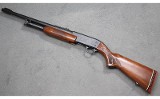 Ithaca ~ Model 37 Featherweight ~ 12 Gauge - 2 of 5
