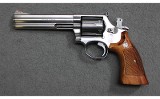 Smith & Wesson ~ 686-2 ~ .357 Magnum - 2 of 3