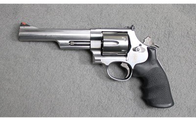 Smith & Wesson ~ Model 629-6 ~ .44 Magnum - Image 3 of 3