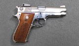 Smith & Wesson ~ 439 ~ 9mm Luger - 1 of 2