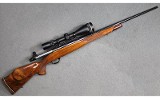 Weatherby ~ Mark V Left-Handed ~ .257 Weatherby Magnum - 3 of 5