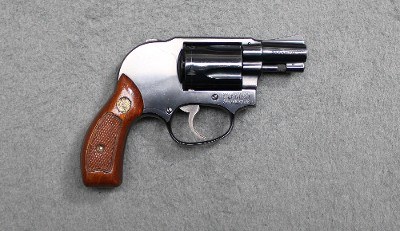Smith & Wesson ~ Model 49 ~ .38 S&W Special Revolver - Image 1 of 5
