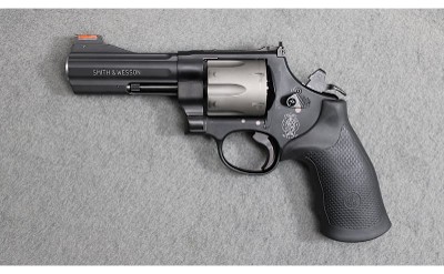 Smith & Wesson ~ Model 329PD ~ .44 Magnum - Image 3 of 3