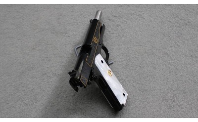 Colt ~ Government Model Limited (SN-189) ~ .38 Super - Image 5 of 9