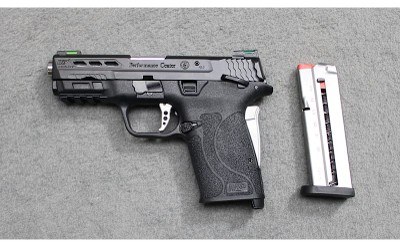 Smith & Wesson ~ M&P Shield EZ ~ 9mm Luger - Image 5 of 5