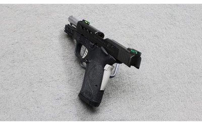 Smith & Wesson ~ M&P Shield EZ ~ 9mm Luger - Image 4 of 5