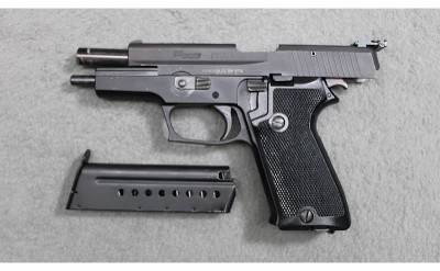 Sig Sauer ~ P220 ~ 9mm Luger - Image 2 of 3