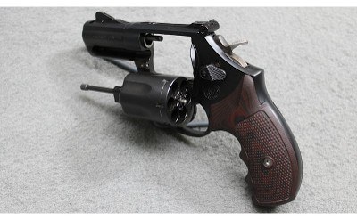 Smith & Wesson ~ Model 19-9 Performance Center ~ .357 Magnum - Image 2 of 4