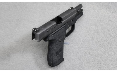 Sig ~ M11-A1 ~ 9mm Luger - Image 2 of 3