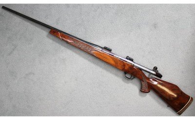 Weatherby ~ Mark V Deluxe ~ .300 Weatherby Magnum - Image 3 of 5