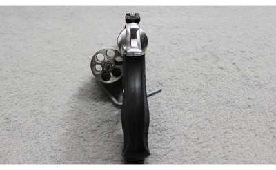 Smith & Wesson ~ 629-1 ~ .44 Magnum - Image 5 of 7