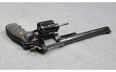 Smith & Wesson ~ Model 57 ~ .41 Magnum - Image 3 of 6