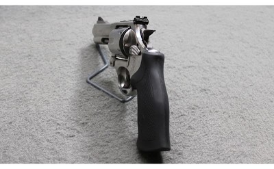 Smith & Wesson ~ 610-3 ~ 10mm - Image 4 of 7