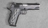 Dan Wesson ~ Valor Bobtail ~ .45 Auto - Image 1 of 4